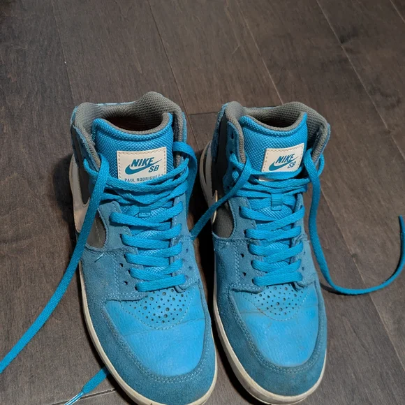 Nike Kids Blue High-Top Sneakers - Picture 2 of 10